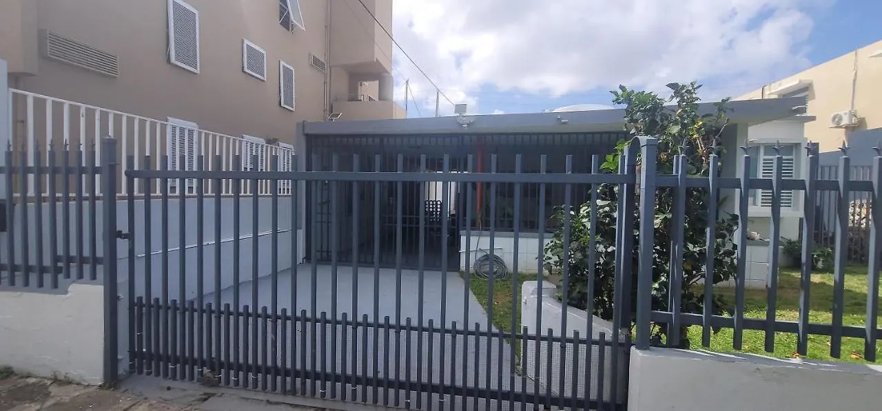 別荘 Beach Family House, San Juan, Puerto Rico-Beach, Restaurants, Airport